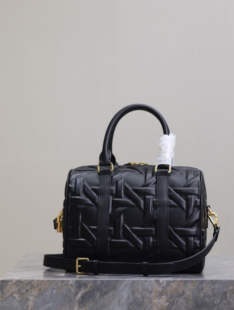 chr1st1an D10r boston bags